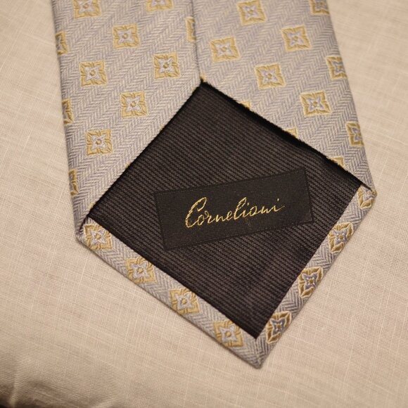CORNELIANI Italy Silk Light Blue /beige SQUARES MOTIF Tie - necktie 61" x 3.75" - Picture 3 of 6
